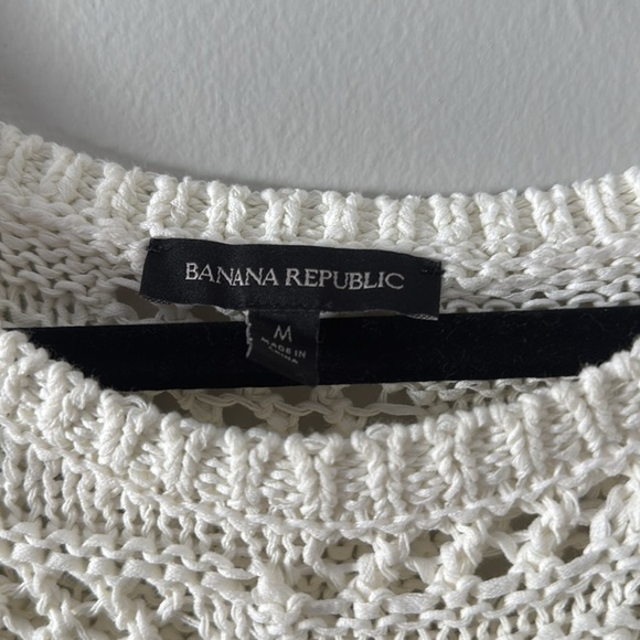 Banana republic open knitted cream sweater, size medium - Picture 2 of 3